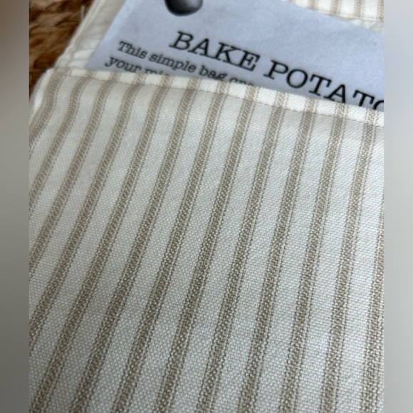 Microwave Potato Bags, Reusable Pouches for Baking Potatoes, at home or Office ￼ - Picture 2 of 5